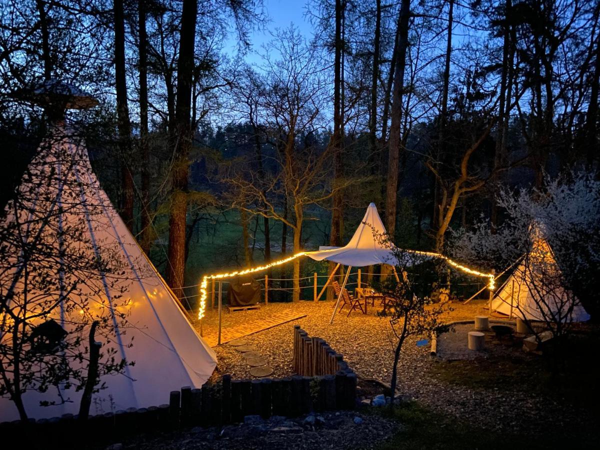 Glamping Nad Meandry Unhost
